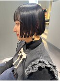 ミニボブ/内巻きボブ/ブルーブラック/ネイビーカラー/ボブヘア
