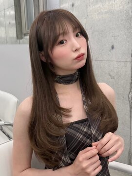 エヌアイ オモテサンドウ(ni omotesando) ワンカールで可愛いレイヤーカット 顔まわりカット