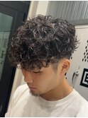 渋谷スペインカール外国人風パーマメンズカット刈り上げフェード