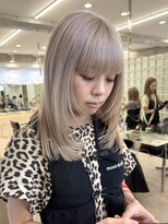 サンクプロジェクト(cinq PROJECT)&nbsp;ハイトーン切りっぱなしショートボブミルクティーグレージュ韓国