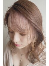 Q：デザインカラーをしてみたいのですが、派手になりすぎませんか？