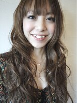 ニジュウサンプラス 姪浜店(23＋)&nbsp;束感のある、大きめカールのフェミニンロング