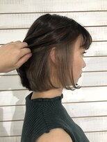 ビーヘアサロン(Beee hair salon)&nbsp;【渋谷エクステ・カラーBeee/安部 郁美】インナーカラーグレー