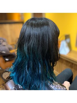 ドライヴ(Drei.B.) ターコイズグリーングラデーション