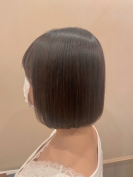 ハイル(Heil) 【Heil】　ボブショート/ぱっつんボブ/ミニボブ/大人かわいい