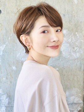 ロビー 表参道(ROBBY) 耳掛けひし形ショート/アッシュブラウン/表参道/30代40代50代