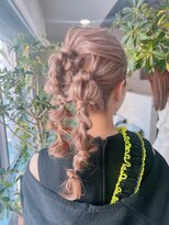 フラッグ ヘアー 天神西通り店(Flag HAIR)&nbsp;ツインテール　アレンジ　ヘアセット