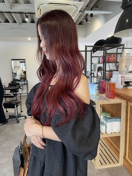 ナンバー(number+) 大人可愛いレイヤーカットレッドブラウンブリーチなし