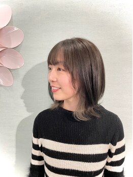 ユーヘアーヴィー(U hair Vie)の写真/グレイカラーでも多彩な色味を楽しめる♪理想の髪色に導きます！あなたのなりたいを教えてください★