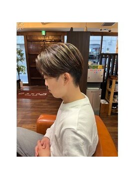 ランソ 成田店(RUNSO) メンズセンターパート♪ハイライトカラー♪