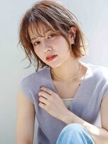 小顔ミディアムミルクベージュ