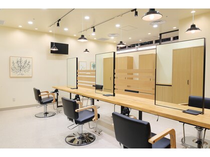 ファス ニュウマン高輪店(FaSS)の写真