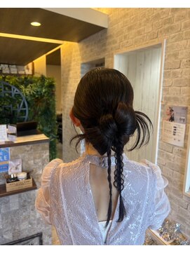 ミュミュ(mu-mu) カチモリリボンアレンジ1.30ダークアッシュ