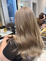 ネオリーブギンザ 銀座店(Neolive GINZA) ブリーチ必須 ハイトーンが可愛いベージュカラー