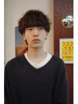 エディ(Edy)&nbsp;マッシュウルフ波巻きスパイラルパーマメンズパーマ眉毛カット