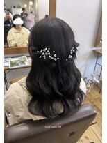 ムエール(mouair)&nbsp;ふわふわハーフツインアレンジ(@mouair.cocoro)