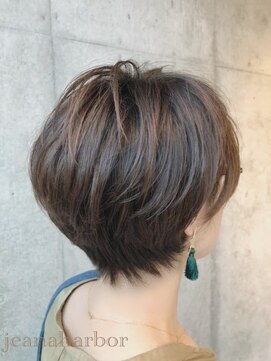 ジーナハーバー(JEANA HARBOR) 40代髪型☆ペタンコ解決☆ふんわりショートボブ