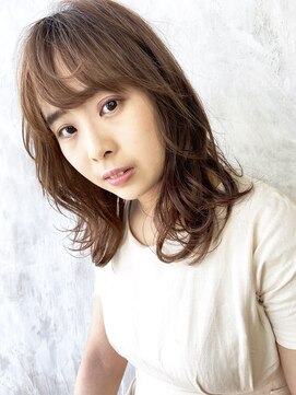 ファルベ(hair&make farbe) 柔らかミディアムウエーブ