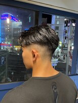 ミリオンバックス 上野(Million Bucks) 外国人風ショートスタイル