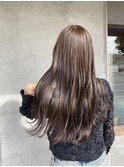 オリーブグレージュカラー
