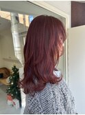 ワインレッド×レイヤースタイル