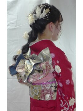 デザインヘアーピアジェ 八木店(DESIGN HAIR PIAGET) ☆2024ピアジェ成人式1☆着付・アップ・メイク振袖レンタル