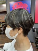ハイライトショートボブ