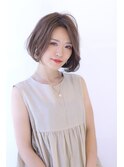 ブラウンが可愛いショートボブ