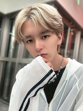 ワンズナゴヤ 名古屋栄店(ONE's NAGOYA) 韓国マッシュスペインカールスパイーキーショートブルーブラック