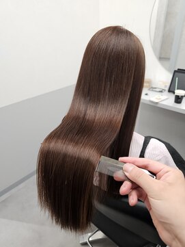 トッカ 茨木(tocca) 【tocca茨木　篠原】どんな髪でも艶々になる業界最高峰髪質改善