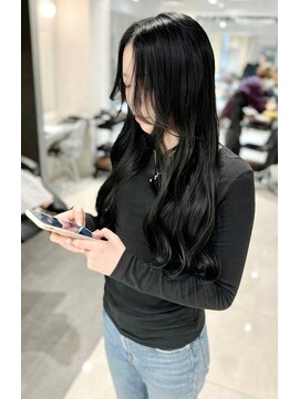ユーフォリア 池袋東口駅前店(Euphoria) 20代30代40代ブルーブラック韓国レイヤーこなれロング