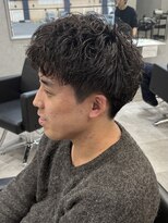 リオールバイニアウ(RE:ALL by Niau)&nbsp;MEN’S HAIR/サーフカール/刈り上げセンターパート/新田