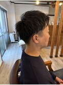 黒髪ツーブロック×ビジネスショート