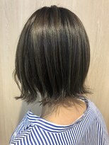 プランタンアヴェダ(printemps AVEDA)&nbsp;ハイライトたっぷりオリーブカラー