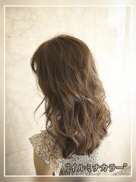 アッシュ 大泉学園店(Ash) 【イルミナカラー】赤み無し透明感ベージュ　Ash大泉学園