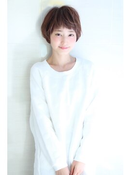 オーロ 緑地公園店(ORO) ことりベージュアッシュブラウン大人かわいいワンサイドショート