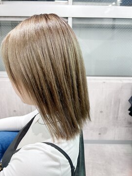 ネウィ 赤羽(newi) ミルクティーベージュ