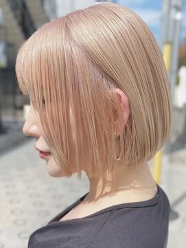 ヴィズバイエリーツ(vizz by elyts) ミルクティー/ブロンド/ブリーチ/ハイトーン/北谷/韓国/毛穴改善