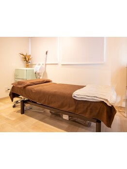 ヘッドスパとシェービングに特化したサロンです。完全プライベートサロンでゆったりお過ごしください◎