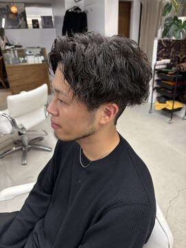 ニュード(niud) 波打スパイラル