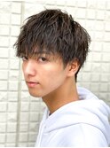 スパイラルパーマツイストパーマアップバング短髪メッシュ