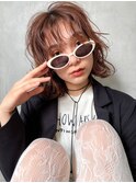 ウルフカット　レイヤーカット　オレンジベージュ　ウェーブヘア