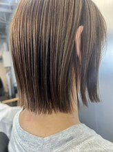 ロア(LQQA) 切りっぱなしボブ
