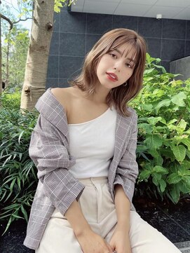 ソース 梅田(SOURCE) 艶髪♪外ハネレイヤー×くびれヘア