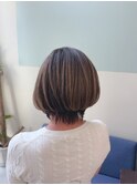 くびれボブ×ハイライト