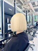 トニーアンドガイ 青山店(TONI & GUY) 抜きっぱなしブリーチブロンドボブホワイトブロンド