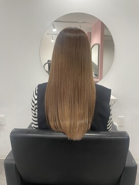 圧倒的ツヤ！ベージュカラー