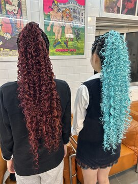 コーンロウポニーテール