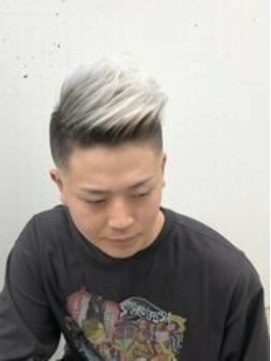 ラブ ロック Love' Lock メンズカット・メンズヘア・ホワイト・シルバー・ブリーチ