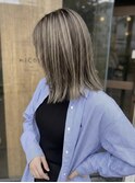 セミロング×ハイライト×ストレート1
